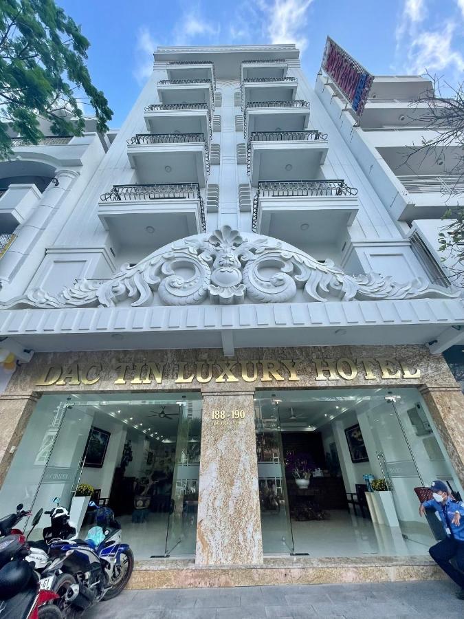 Dac Tin Luxury Hotel Tuy Hoa Exteriör bild
