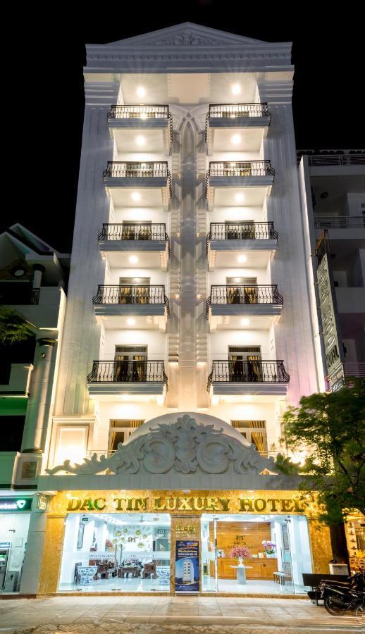 Dac Tin Luxury Hotel Tuy Hoa Exteriör bild
